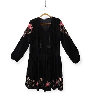 A.N.A woman’s embroidered velour maxi dress